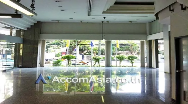  Office space For Rent in Silom, Bangkok  near BTS Chong Nonsi (AA10950)